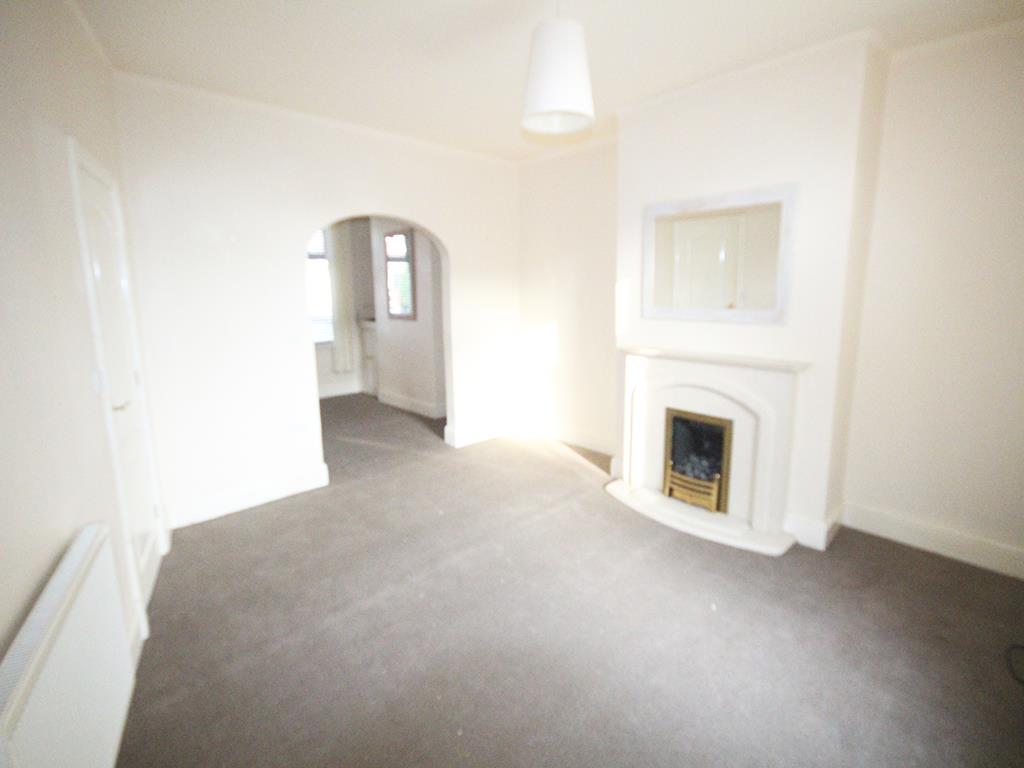 2 bedroom mid terrace house To Let in Fence - IMG_0483.jpg